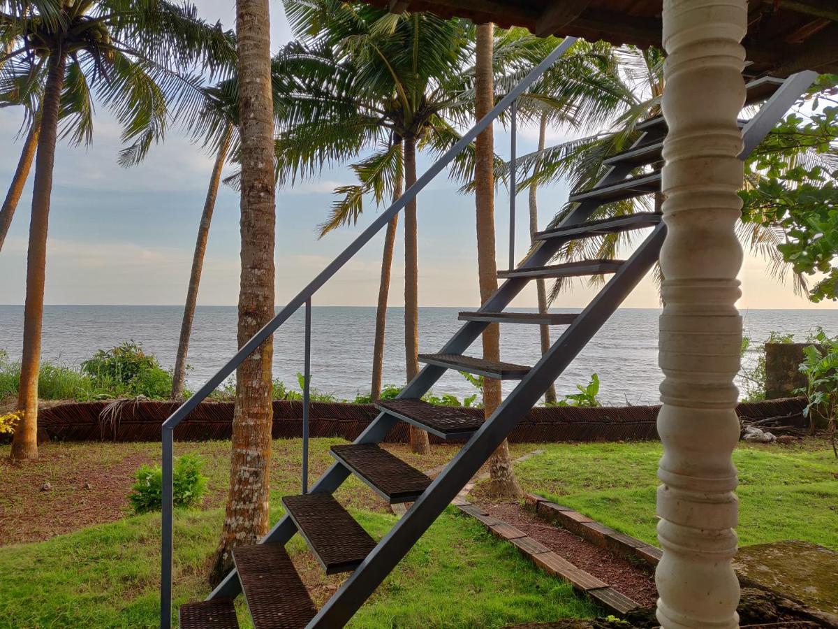 Bed and Breakfast Perch By The Sea Каннур Экстерьер фото